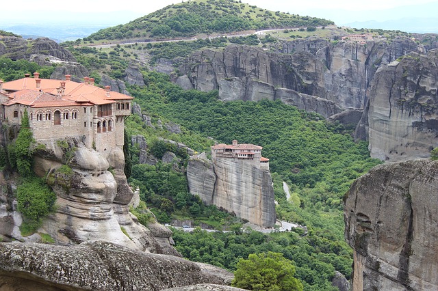 Görög utak: a Meteora kolostorok látogatási szabályai